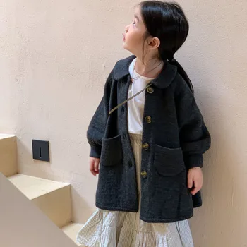 Модное теплое пальто для девочек с длинным рукавом, осень-зима 2023, новая Корейская версия, отложной воротник, универсальное, милое, однотонное, милое.